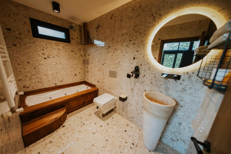 Bathroom 2, Backyard Sapanca, Izmit