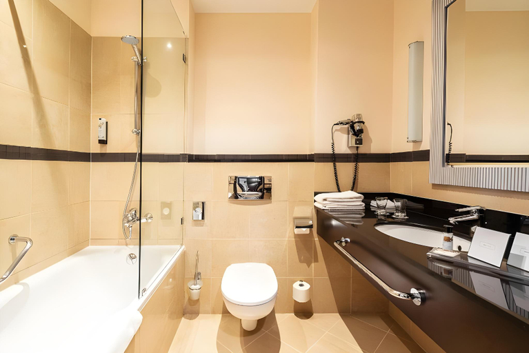 Bathroom 4, Hotel Polonia Palace, Warsaw
