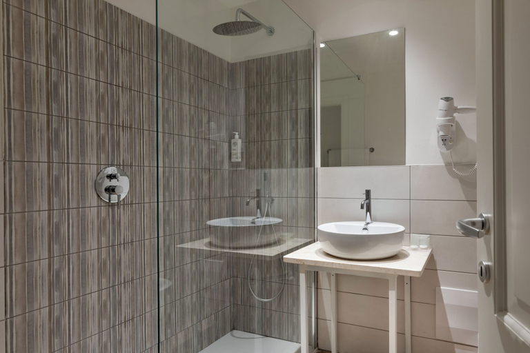 Bathroom 5, Rina Hotel, Sassari