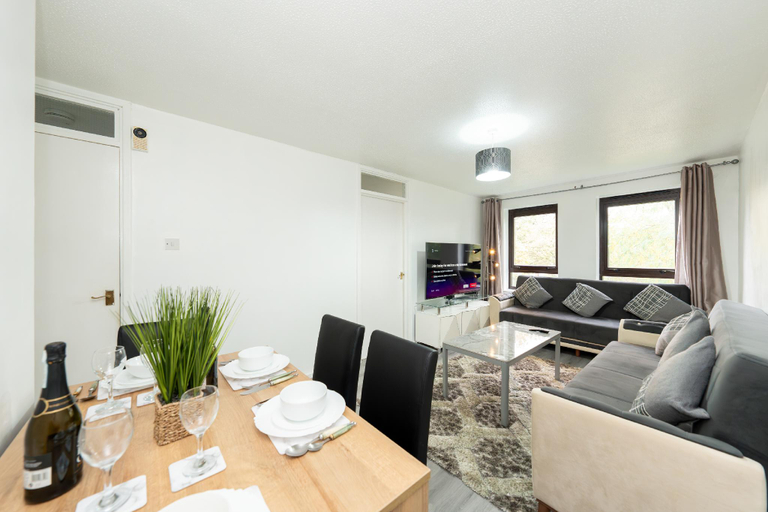 Others 5, Elegant London Long stays Apartment , London