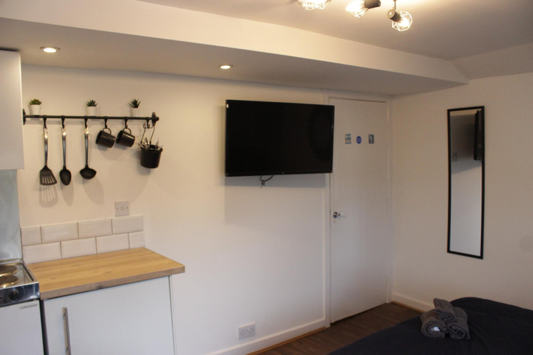 Others 4, Superb Studio Flats in City Centre, Southampton