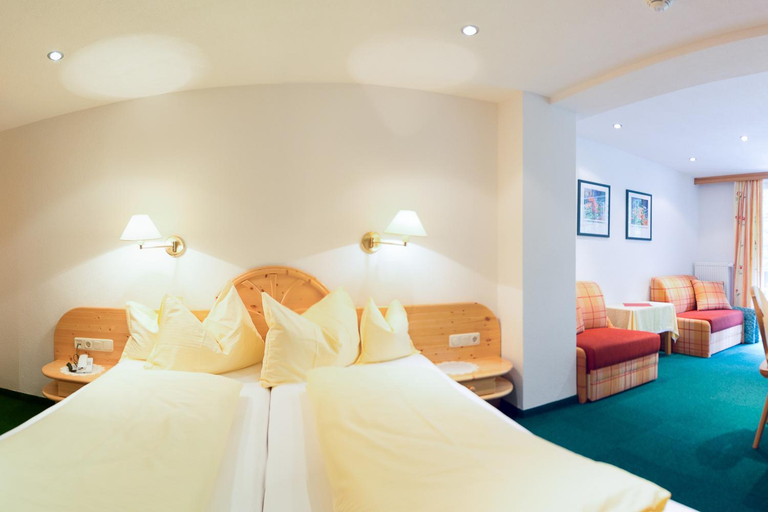 Bedroom 3, Hotel Garni Grunmoos, Lienz