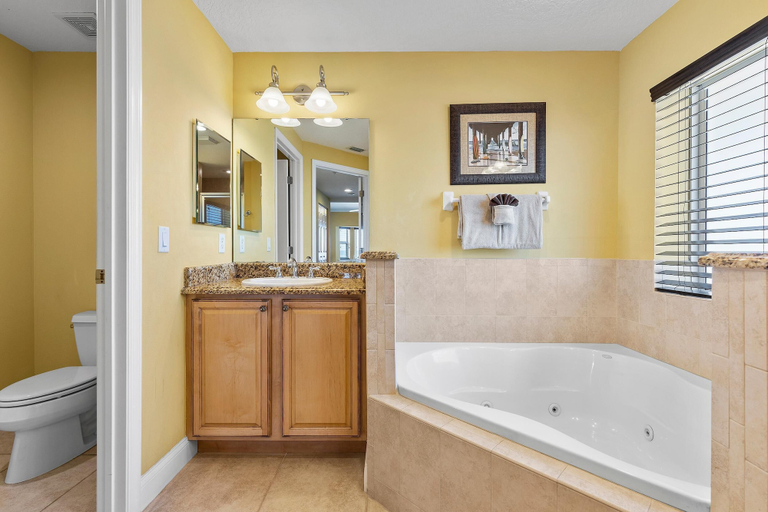 Bathroom 4, Atlantic Villas 601, Volusia