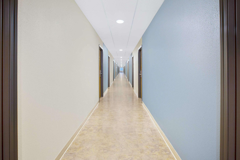 Public Area 2, WoodSpring Suites Columbus Urbancrest, Franklin