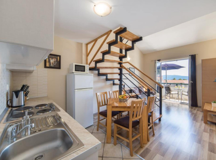 Others 4, Apartments Nmn Drvenik, Gradac