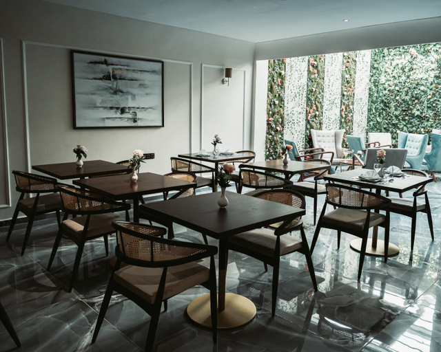 Food & Drinks 3, City Hotel by Waves, Kénitra