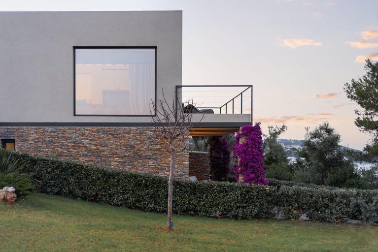 Others 4, Pelagoon Skiathos, Thessaly