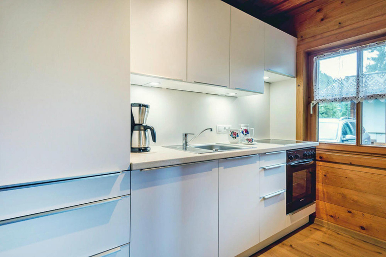 Others 4, Chalet in Eben with Panoramic Mountain Views, Sankt Johann im Pongau