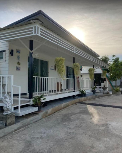 Public Area, ViewThara Resort, K. Nikhom Pattan