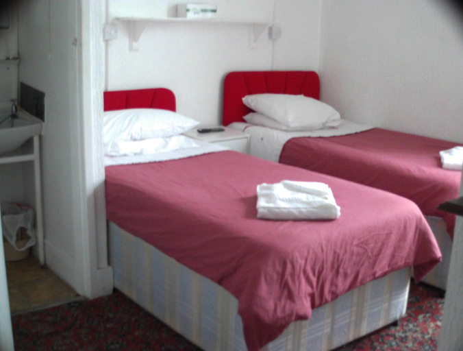 Bedroom 5, Jollies Hotel, Blackpool