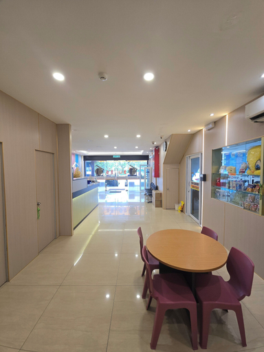 Others 2, One Point Inn King Centre, Kuching