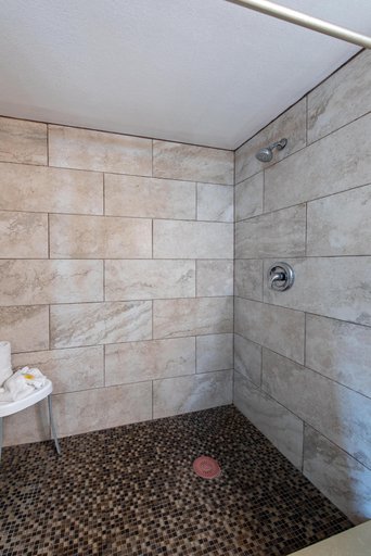 Bathroom 3, Sea Woods 115, Volusia