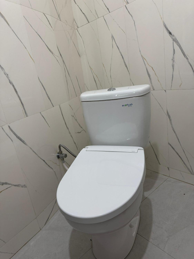 Bathroom 3, Pinggan Cliff, Bangli