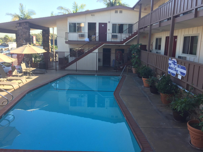 Sport & Beauty 5, Seahorse Inn, Los Angeles