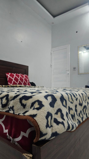 Others 5, Luxury Hotel Rooms, Karachi