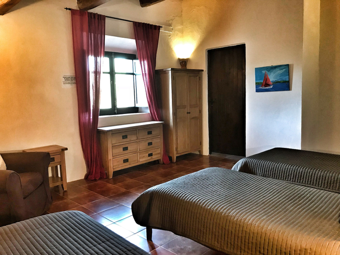 Bedroom 3, Hotel Mas Pelegri, Girona