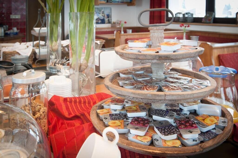 Food & Drinks 3, B&B Der tiroler, Schwaz