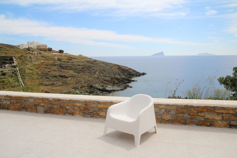 Room 3, Iliada Suites Simousi Kythnos, South Aegean
