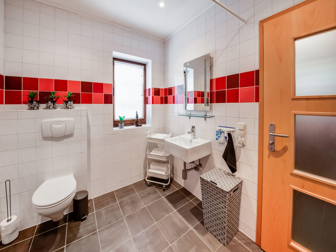 Bathroom 3, Sevenig Our Family Farmhouse, Eifelkreis Bitburg-Prüm