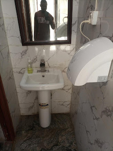 Bathroom 3, Residency Hotel Guzape Abuja, AbujaMun
