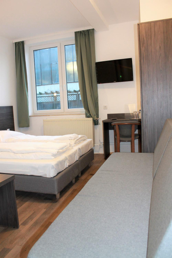 Bedroom 3, Pionier Hotel Hamburg Wandsbek Self Check-in, Hamburg