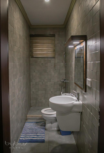 Bathroom 5, Byblos Hotel-Sky Osu, Accra