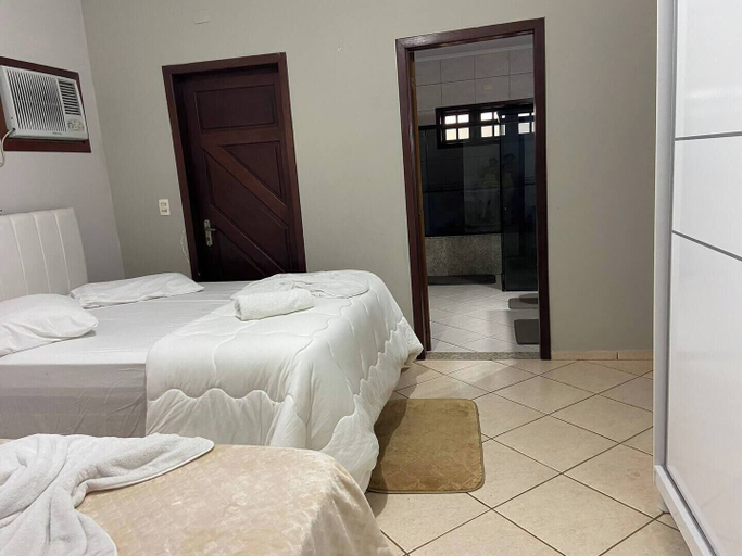 Others 3, Casa Ampla piscina para ate 16 hospede, Foz do Iguaçu