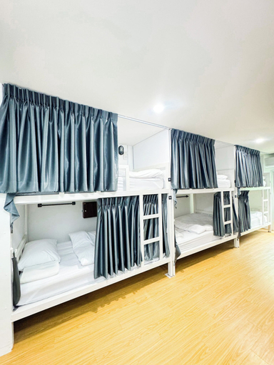 Bedroom 17
