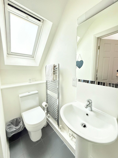 Room 4, Oxford Guest House, Oxfordshire