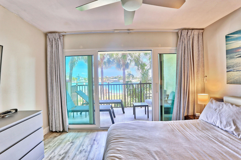 Bedroom 3, Land's End 1-206 Bay Front-premier, Pinellas