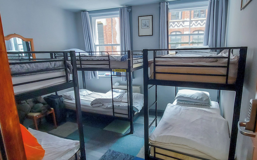 Bedroom 5, R S Hostels - leeds, Leeds