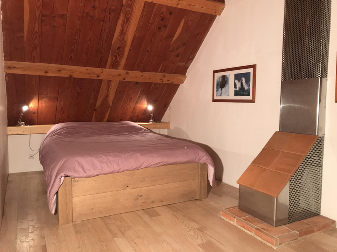 Bedroom 2, Lovely mansion with fenced garden, Ille-et-Vilaine