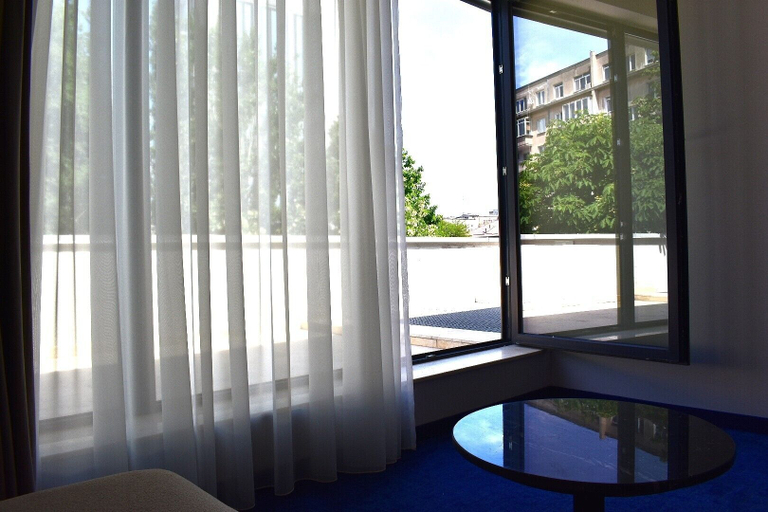 Others 5, Embassy Romana, Municipiul Bucuresti