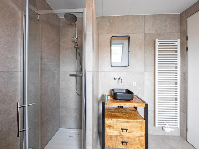 Others 5, Holiday home near forest with wellness garden, Texel