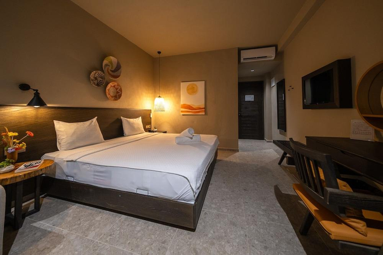 Bedroom 3, Kotinos Beach Hotel, Gökçeada