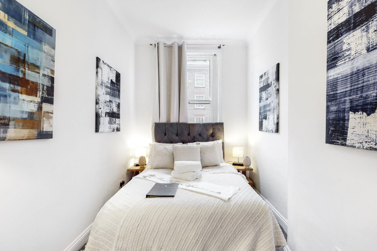 2, Park Lane Apartments Marble Arch, London