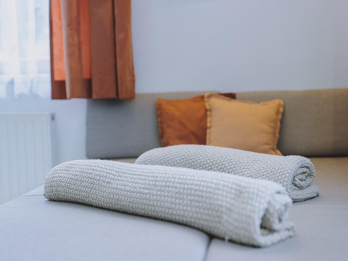 Bedroom 2, Lakeside Appartement Plattner by we rent, SUMMERCARD INCLUDED, Zell am See
