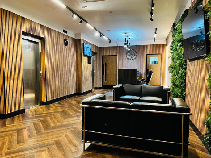 Public Area 3, ILFORD GRAND HOTEL (Fully Air Conditioned), London