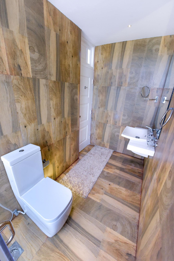 Bathroom 3, Subaseth Villa, N. Palatha Central
