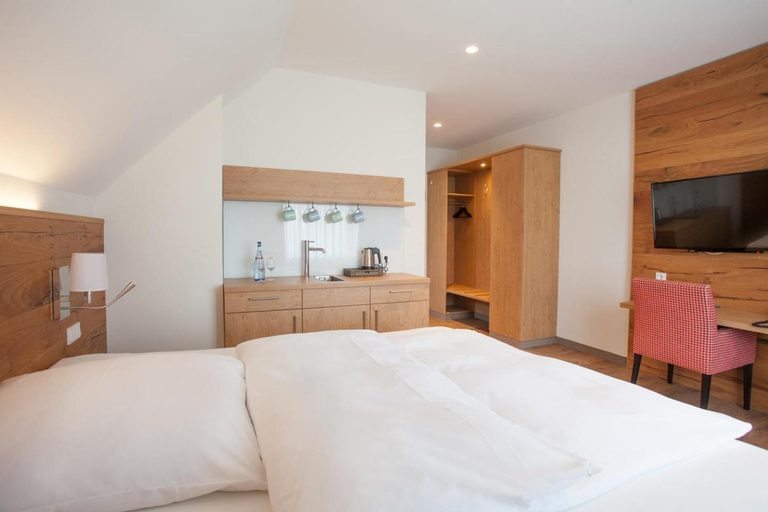Bedroom 2, Hotel & Landgasthof Hoheluft, Harburg