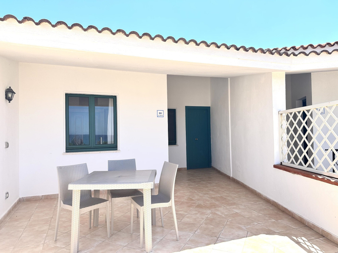 Others 4, LE RESIDENZE ACQUA DI MARE, Sassari