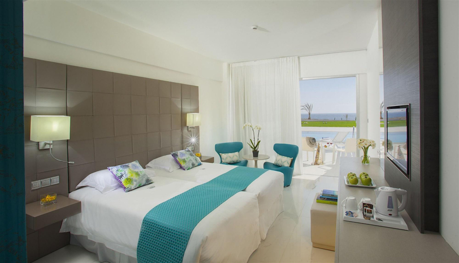 Bedroom 3, King Evelthon Beach Hotel & Resort