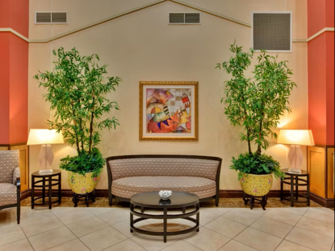 Public Area 3, Holiday Inn & Suites BAKERSFIELD by IHG, Kern