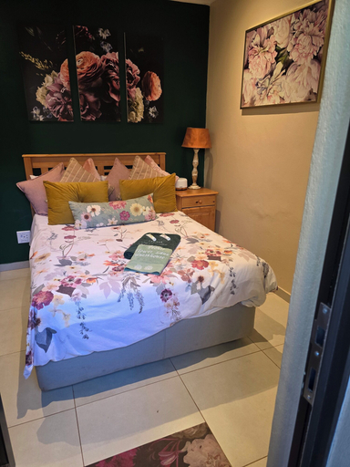 Bedroom 3, Flower Lane Guesthouse, John Taolo Gaetsewe