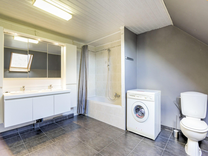 Bathroom 3, Holiday Home in Westhoek near Zonnegloed, West-Vlaanderen