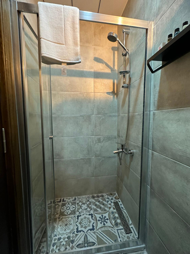 Bathroom 4, Ilia Konak, Eceabat