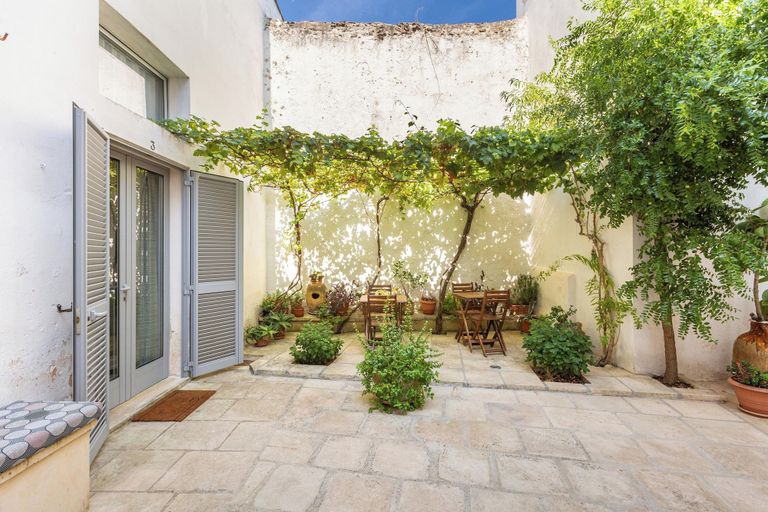Exterior & Views 2, Palazzo San Giovanni, Lecce