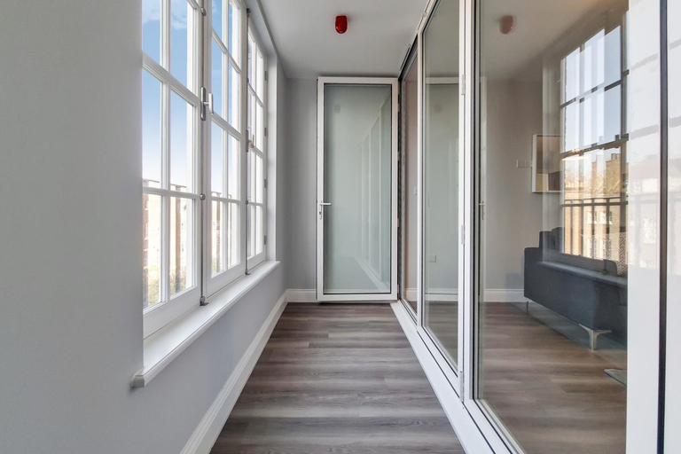 Others 4, Roomspace Serviced Apartments - Brewers Lane, London