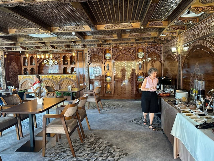 Food & Drinks 4, Hotel Minor, Samarkand