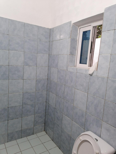 Bathroom 4, Hotel Saint Lazaros, Golfe (incl Lomé)
